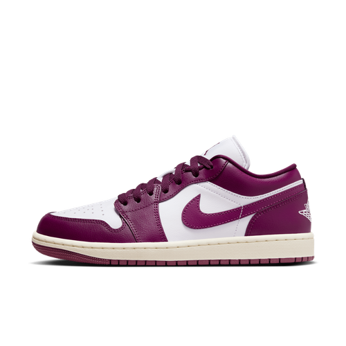 Air Jordan 1 Low Women's...