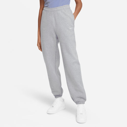 Nike Solo Swoosh Women's...