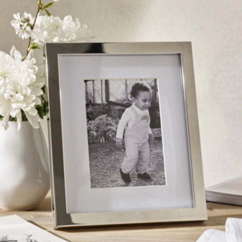 Classic Silver Photo Frame –...