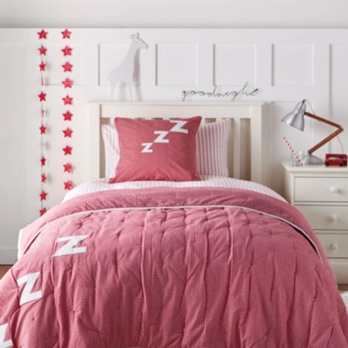 Sleepy Gingham Quilt, Red,...