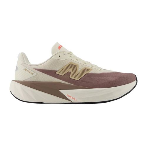 New Balance FuelCell Rebel v5...