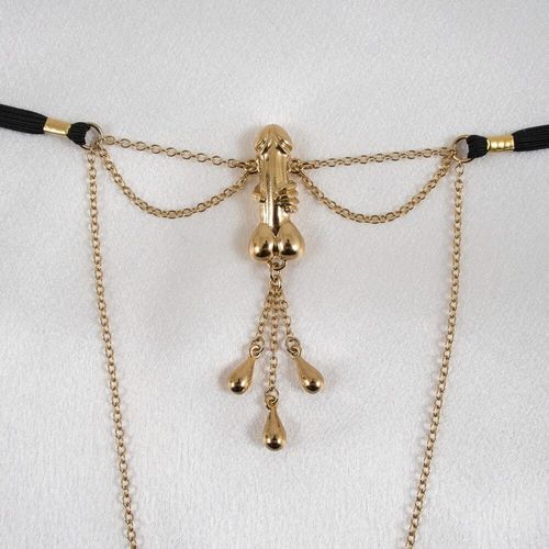 String mit Penisskulptur Gold