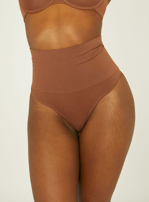 Boux Avenue Smoothing thong bodysuit - 01 Light - XL DD+