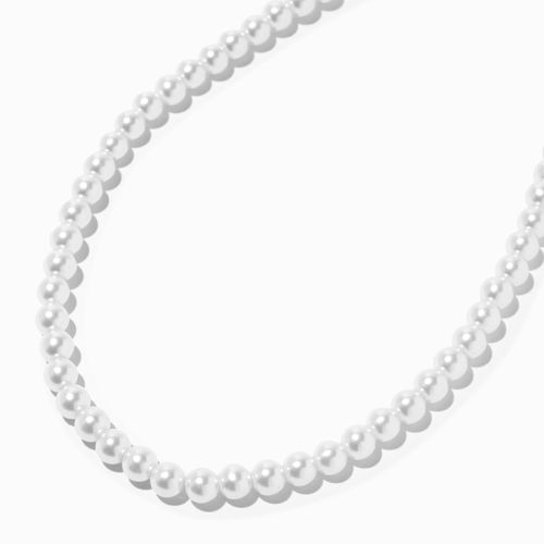 Claire's White Pearl Necklace