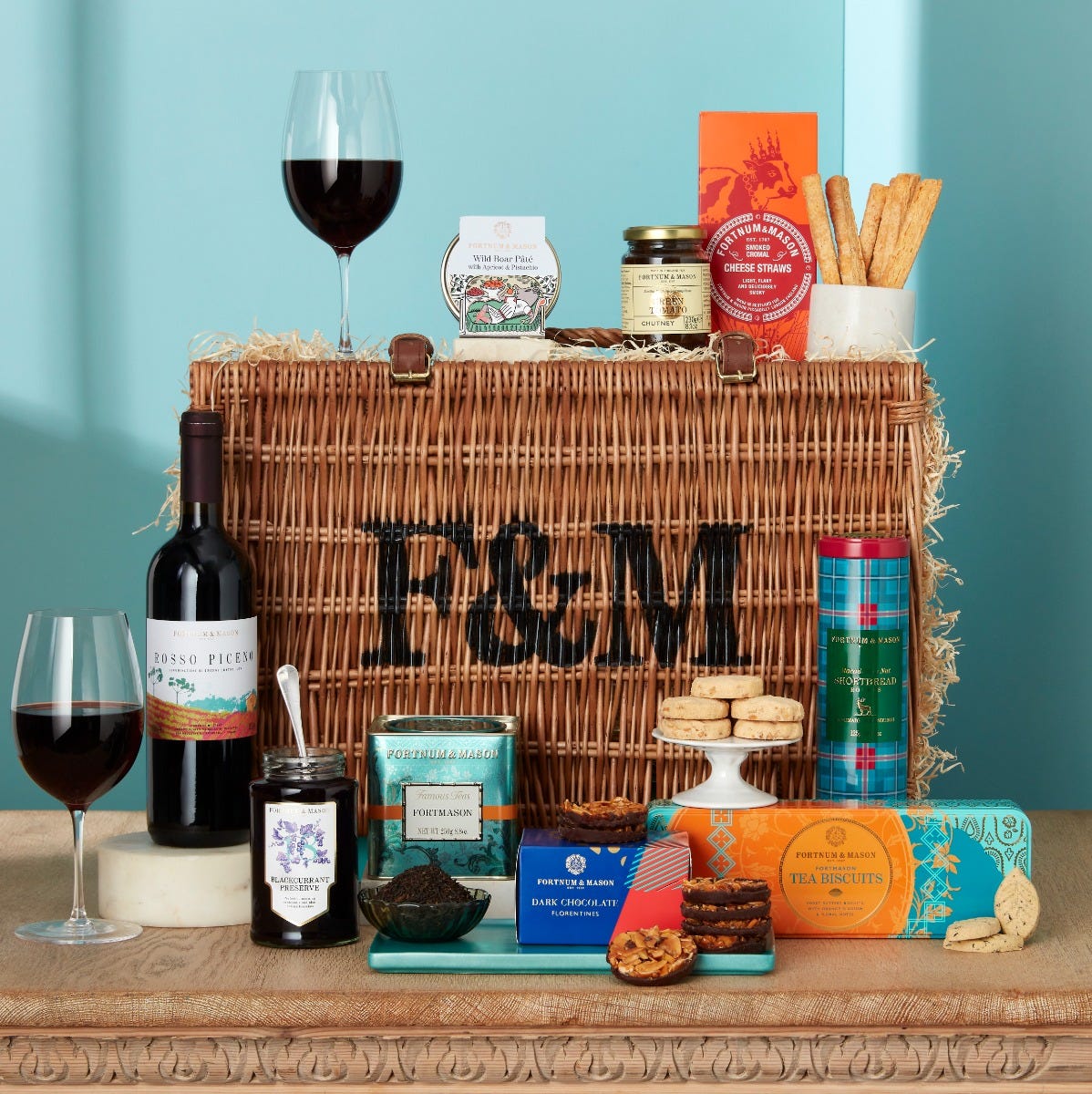Shoulder Picnic Hamper for Two, Tipples, Fortnum & Mason Shoulder Picnic Hamper for Two, Tipples, Fortnum & Mason