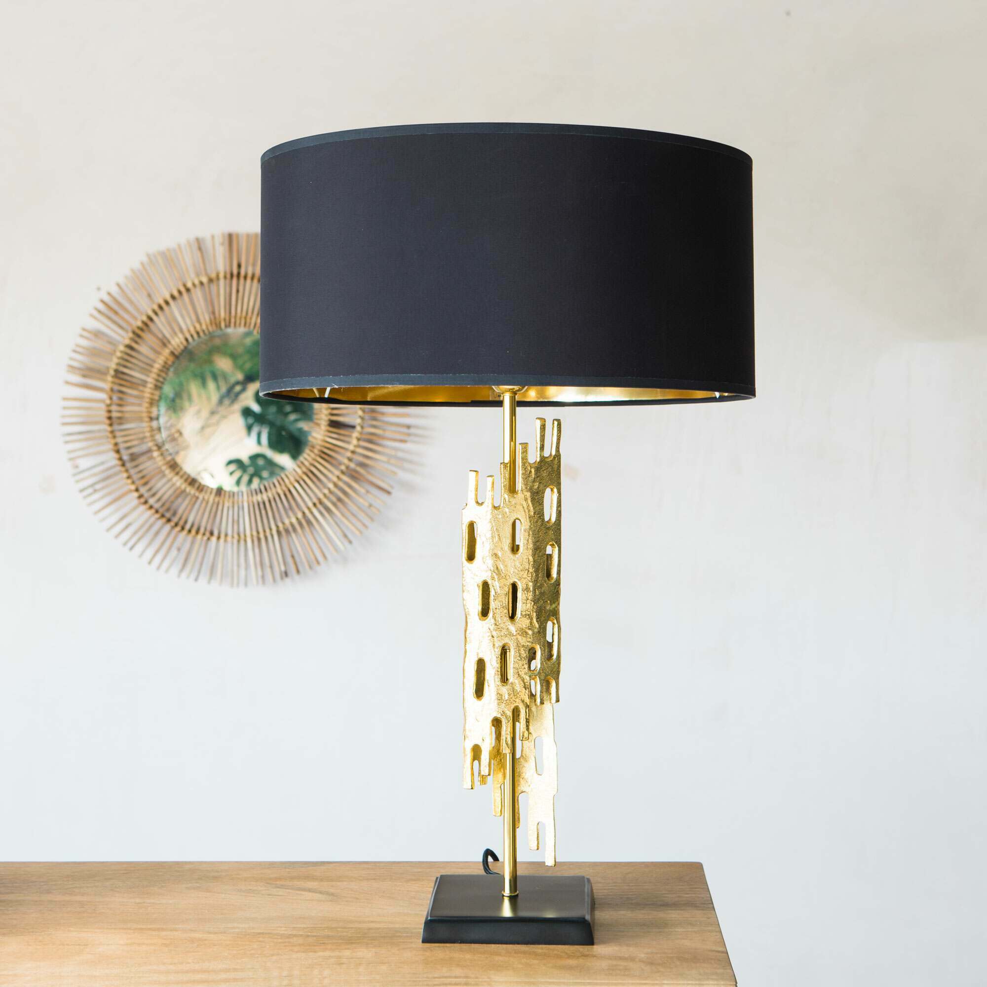 hetty hare table lamp