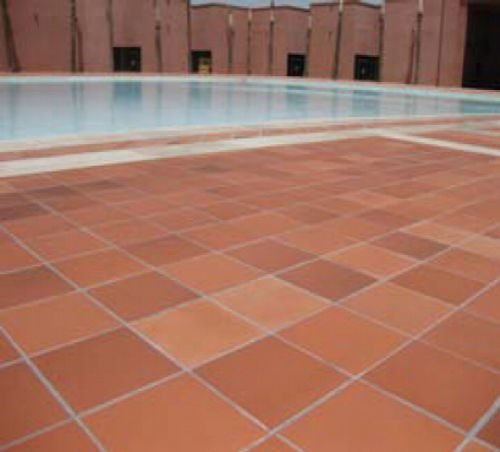 Terracotta Fliesen...