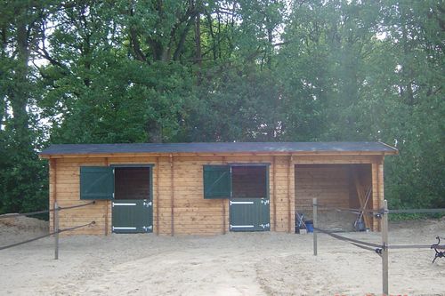 Pferdebox 10,3x3,8m...