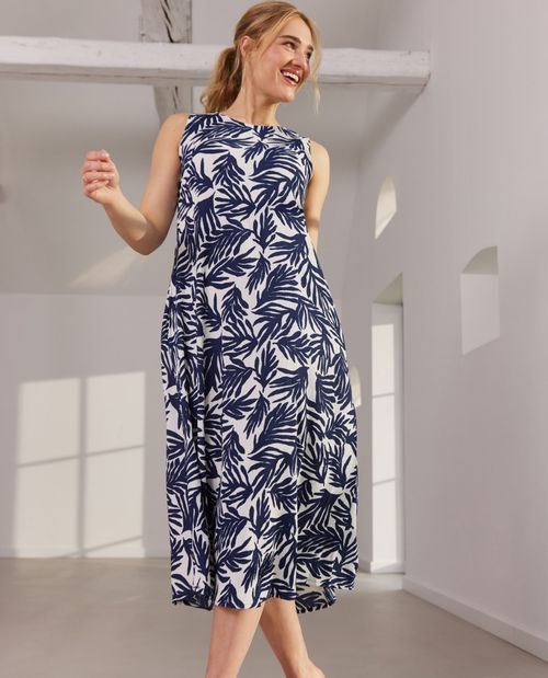 Maxikleid in Blau mit Taschen