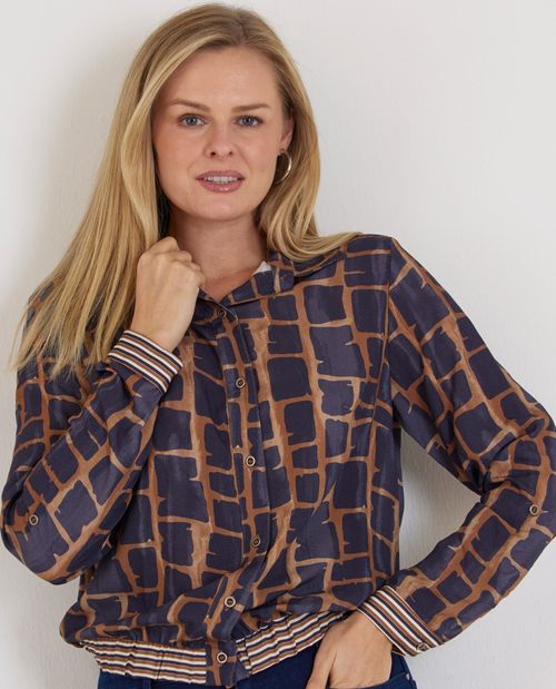 Hemdkragenbluse in Braun mit...