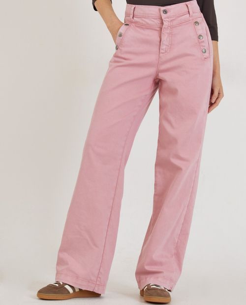 Jeanshose mit Druckknöpfen in...