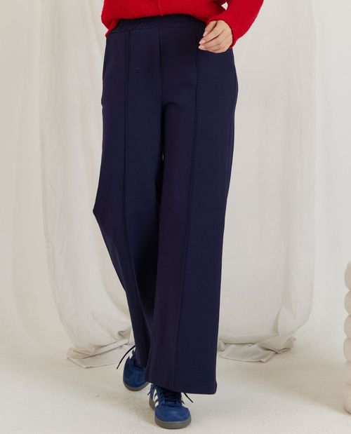 Weite Schlupfhose mit Biesen...