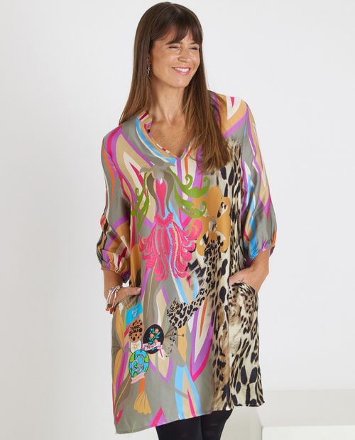 Satinkleid mit Leoprint