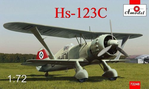 Henschel Hs 123 C dive-bomber