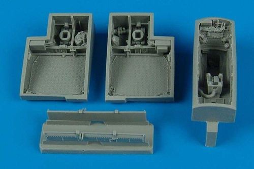 J35 Draken - Wheel bays...