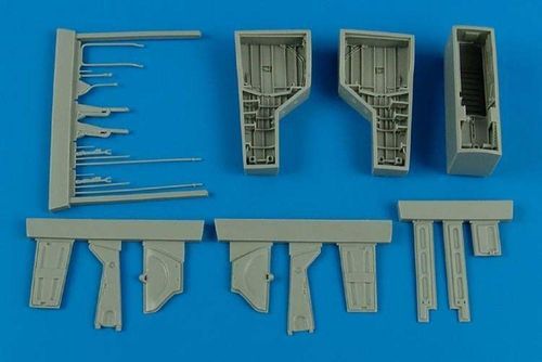 T-28 Trojan - Wheel bay...