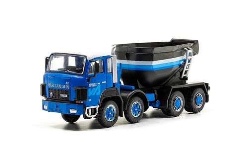 Saurer D330B F8x4 Betonmulde...