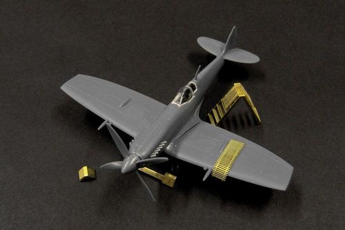 SPITFIRE IX maintenance...