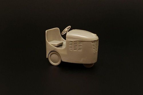 UK Flight Deck Tractor...