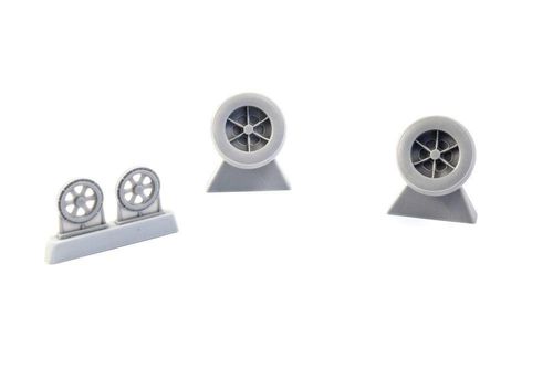 AF-2/3 Guardian - Main wheels...