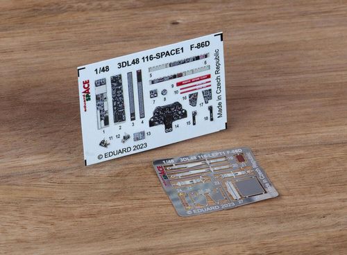 F-86D - Space  [Revell]