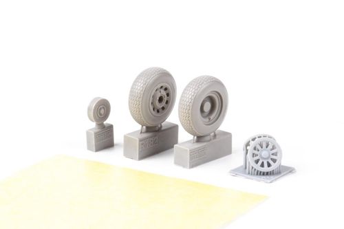 P-51B/C - Wheels block tread...