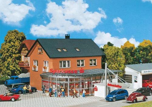 Sparkasse mit Autoschalter