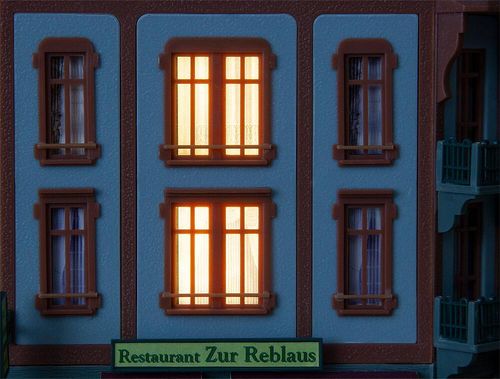 LED-Gebäudebeleuchtung mit...