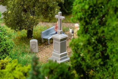 Feldkreuz und Grenzstein