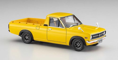 Datsun Sunny Truck Fender