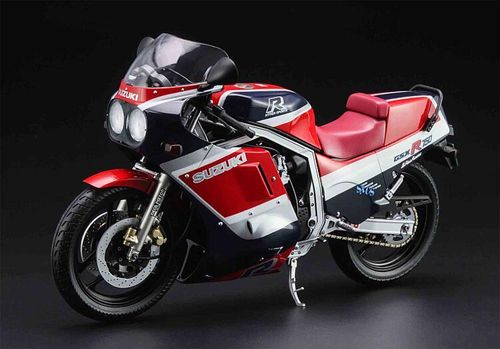 Suzuki GSX R750 G, Rot / Blau