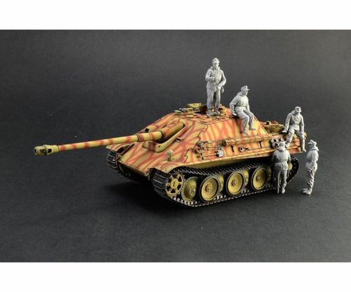 Sd.Kfz.173 Jagdpanther +...