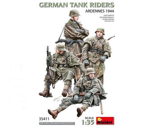 Dt. Soldaten mifahrend 1944...
