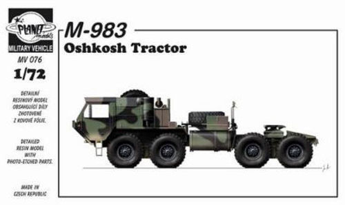 M-983 Oshkosh Traktor