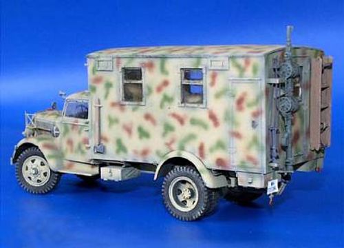 Opel Blitz Funkwagen...