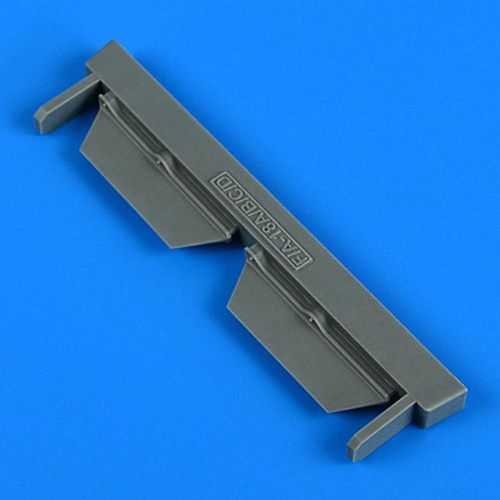 F/A-18 A/B/C/D - LEX fences...