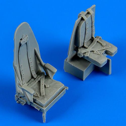 Mosquito Mk.IV - Seats with...