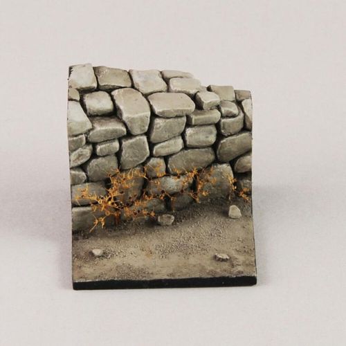 Base with stone wall (cm...