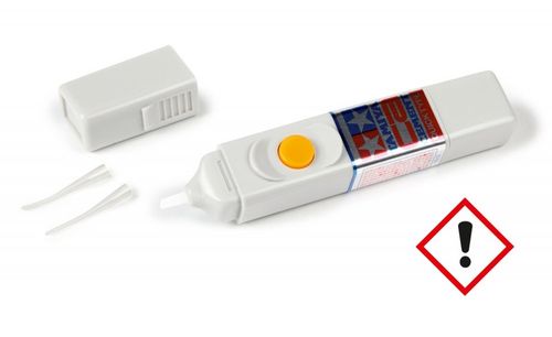 Tamiya Sekundenkleber...
