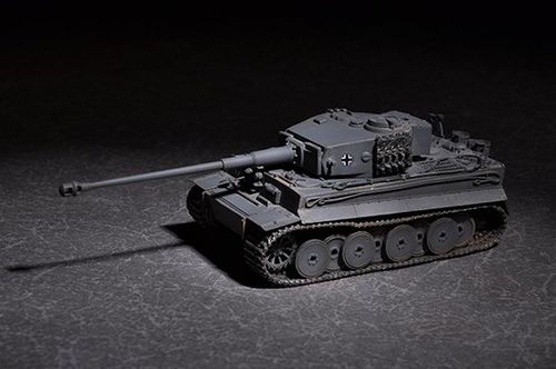 German Tiger with 88mm kwk...