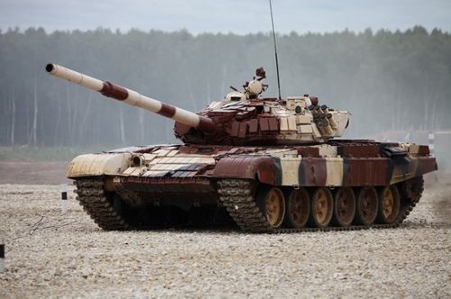 Russian T-72B1...