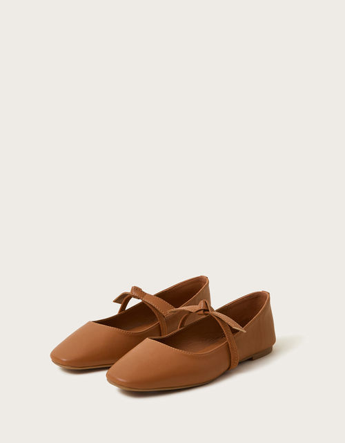 Betty Ballet Flats Tan