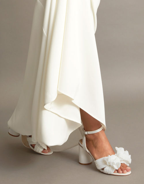 Block Heel Bow Heeled Sandals...