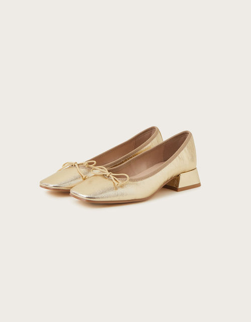 Squared-Toe Block Heels Gold