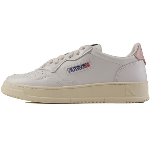 Womens Medalist Low Sneakers...