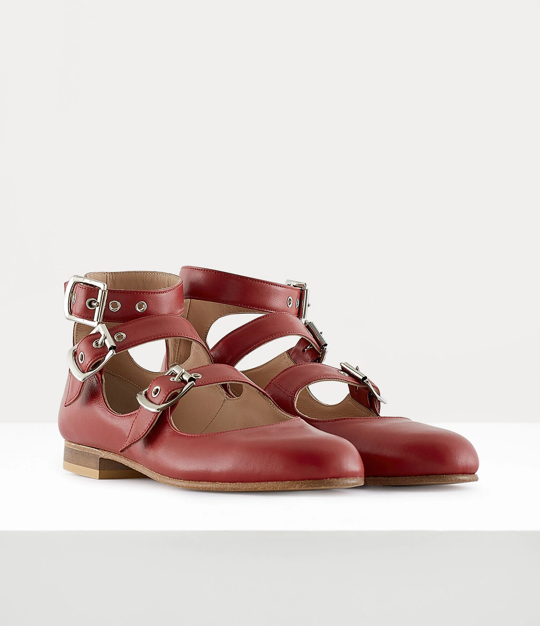 Vivienne westwood roman 3 strap 2025