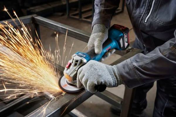 BOSCH GWS 18V-8 Professional Cordless Angle Grinder Kit - Image 4
