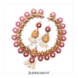 Nakashi Round Necklace With Earrings