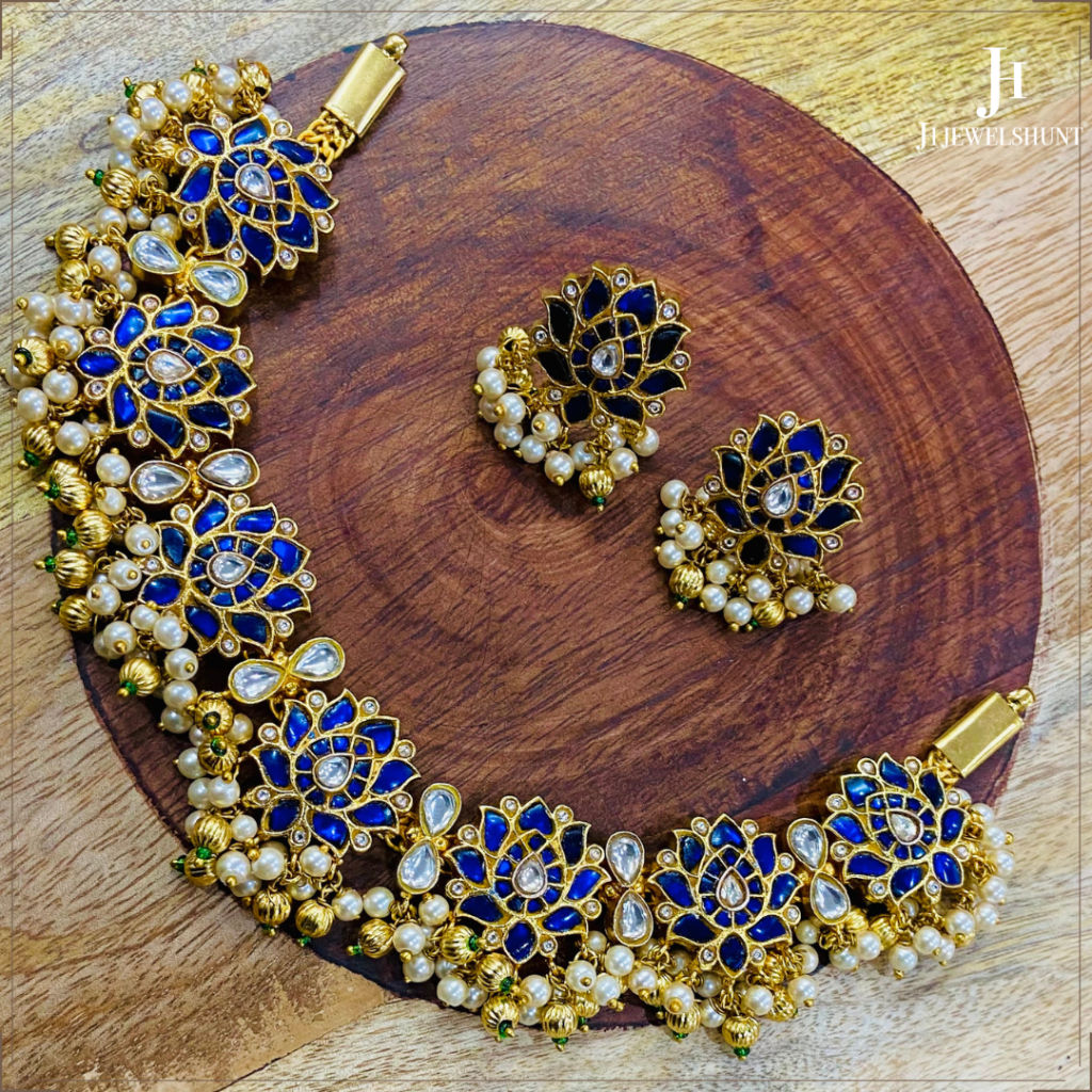 Exclusive Blue Lotus Necklace With Earrings