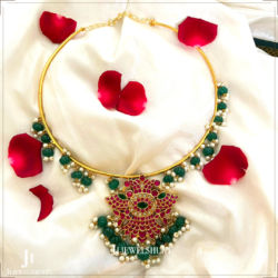Kundan Jadau Eagle Pendant Hasli With Pumpkin Breads Hangings
